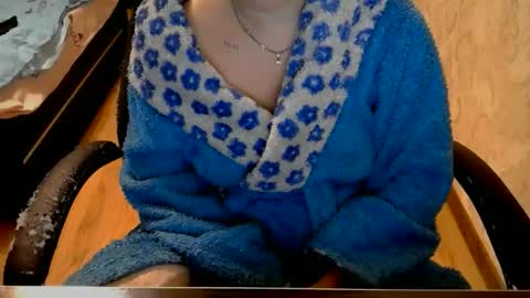 Snapshot of alisia18 chatting on 02/27/26, 04:07 Alisa online show from 02/27/26, 04:07