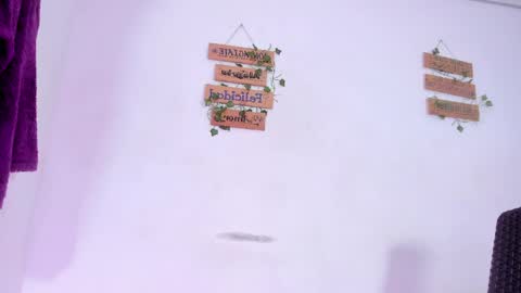 Alisia online show from 05/05/26, 07:16