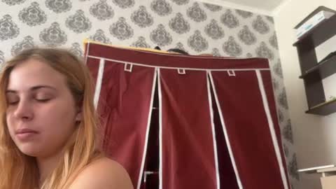 Alisa online show from 07/25/26, 07:50