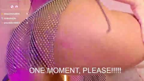 Snapshot of alison_collins_ chatting on 11/22/25, 10:09 Alison online show from 11/22/25, 10:09