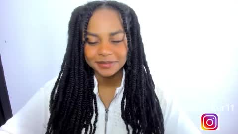 Snapshot of alison_ker chatting on 11/25/25, 08:36 Sofias house online show from 11/25/25, 08:36