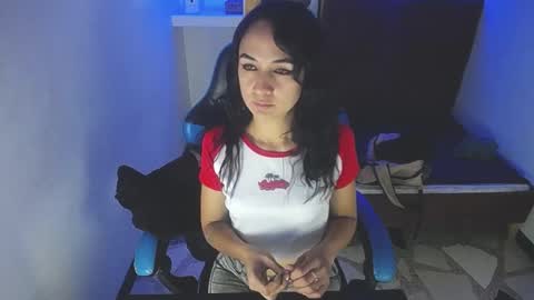 ALISON MOON online show from 09/17/25, 01:02