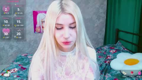 Snapshot of alison_moonlight chatting on 04/14/26, 09:48 Alison online show from 04/14/26, 09:48