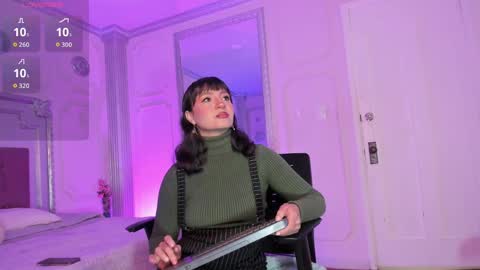 Alison Fishert online show from 09/15/25, 12:38