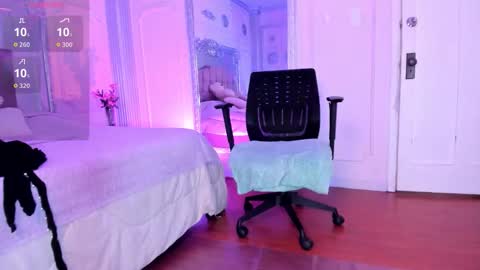 Alison Fishert online show from 10/22/25, 01:00