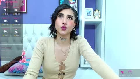 aliss_diiaz online show from 02/13/25, 12:35