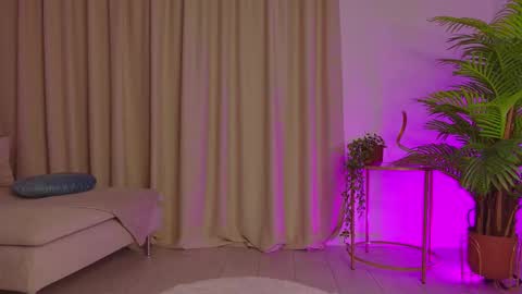 alissa_foxx online show from 09/12/25, 05:40