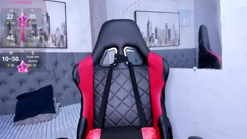 Snapshot of alissa_grace chatting on 10/12/25, 08:52 Alison online show from 10/12/25, 08:52