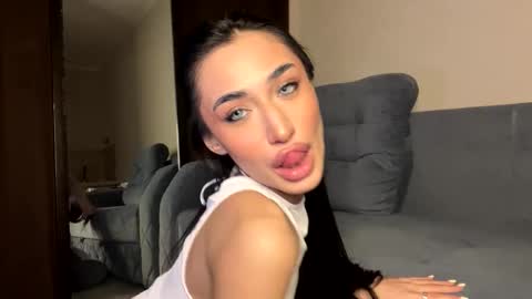 Snapshot of alissadreams chatting on 09/26/25, 07:40 Alissa online show from 09/26/25, 07:40