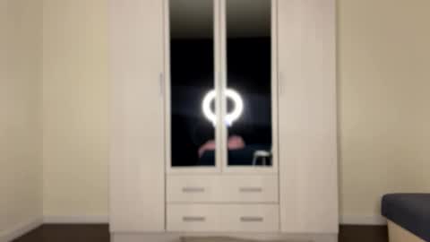 Snapshot of alissadreams chatting on 10/11/25, 06:28 Alissa online show from 10/11/25, 06:28