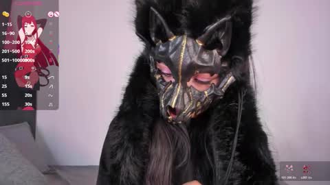 Mara  Isabel online show from 10/31/25, 02:56