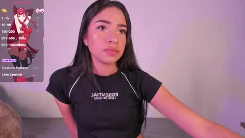 Snapshot of alissarose_ chatting on 01/10/26, 10:36 Mara Isabel online show from 01/10/26, 10:36