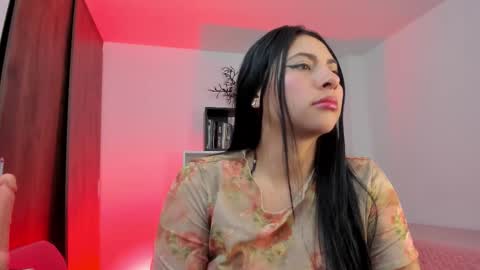 iraide online show from 10/21/25, 09:04