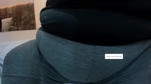 Snapshot of alisson_am chatting on 11/06/25, 11:11 Alisson online show from 11/06/25, 11:11