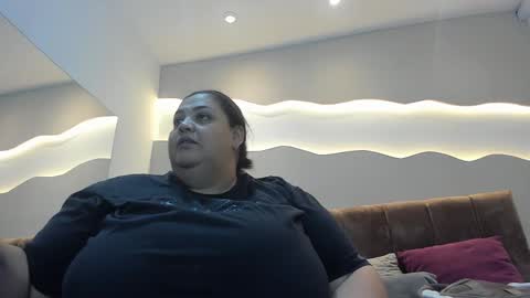 Snapshot of alisson_am chatting on 11/08/25, 11:21 Alisson online show from 11/08/25, 11:21