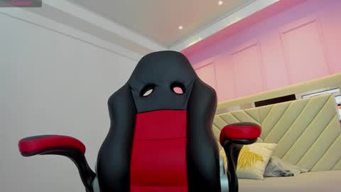 ALISSON online show from 11/01/25, 12:18