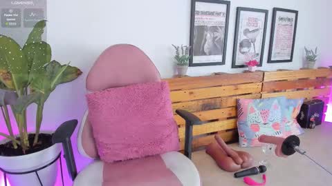 Alisson  online show from 11/10/25, 08:30