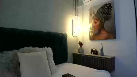 alisson_fox69 online show from 09/11/25, 11:05