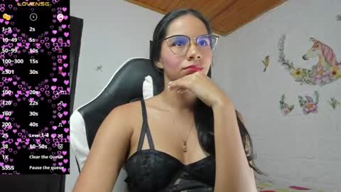 Snapshot of alisson_hoffman05 chatting on 04/21/26, 01:42 Alisson hoffman05 online show from 04/21/26, 01:42