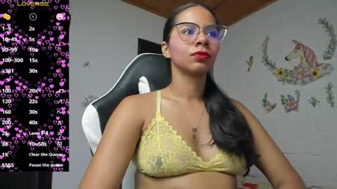 Snapshot of alisson_hoffman05 chatting on 06/01/26, 10:11 Alisson hoffman05 online show from 06/01/26, 10:11