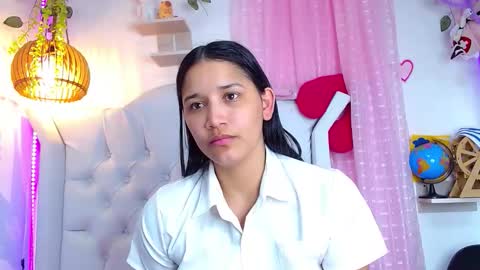Snapshot of alisson_wiley chatting on 06/11/26, 04:43 alisson online show from 06/11/26, 04:43