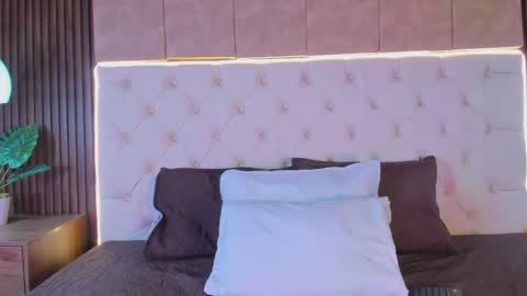 Snapshot of alissonharper19 chatting on 10/28/25, 12:09 alison online show from 10/28/25, 12:09