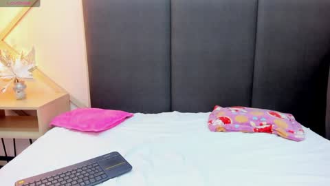 alissonmartin online show from 12/24/24, 03:05