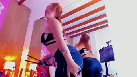 alissonpeach01 online show from 10/01/25, 02:23