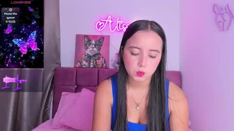Alisson  online show from 11/29/25, 01:58