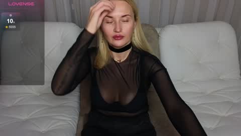 Snapshot of alisssarose chatting on 12/03/24, 04:28 alisssarose online show from 12/03/24, 04:28