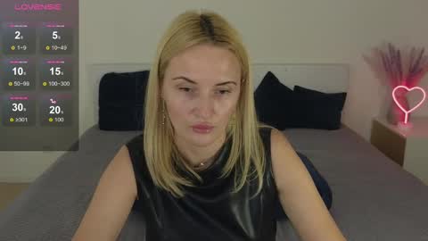 Snapshot of alisssarose chatting on 01/09/25, 12:03 alisssarose online show from 01/09/25, 12:03