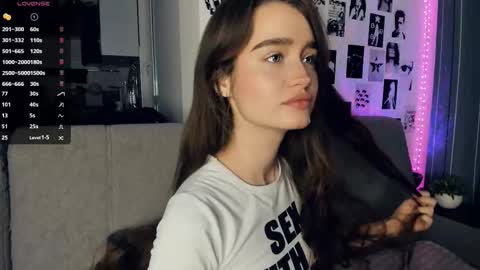 Alivia online show from 11/27/25, 09:22