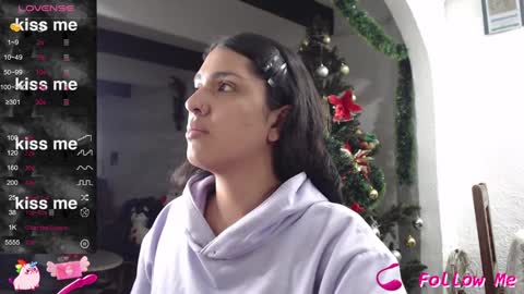 Snapshot of alix_beltran chatting on 12/02/24, 01:47 Alix online show from 12/02/24, 01:47