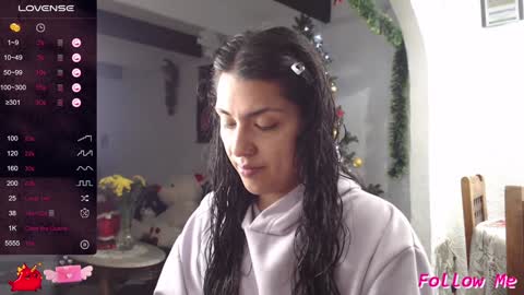 Snapshot of alix_beltran chatting on 12/30/24, 01:26 Alix online show from 12/30/24, 01:26