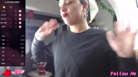 Snapshot of alix_beltran chatting on 01/03/25, 10:51 Alix online show from 01/03/25, 10:51