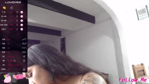 Snapshot of alix_beltran chatting on 01/06/25, 03:31 Alix online show from 01/06/25, 03:31