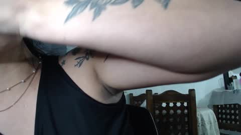Snapshot of alix_beltran chatting on 03/12/25, 01:47 Alix online show from 03/12/25, 01:47