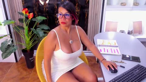 Alix online show from 01/18/25, 02:47