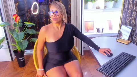 Alix online show from 01/25/25, 03:40