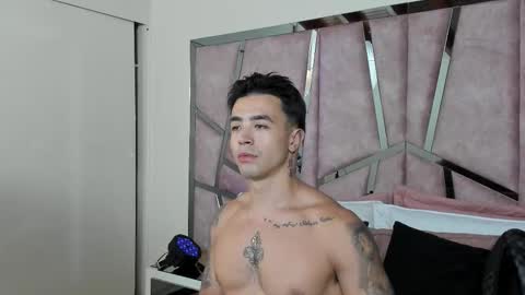 Snapshot of alixmartin1 chatting on 09/23/25, 08:23 alix online show from 09/23/25, 08:23