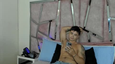 Snapshot of alixmartin1 chatting on 10/11/25, 09:13 alix online show from 10/11/25, 09:13