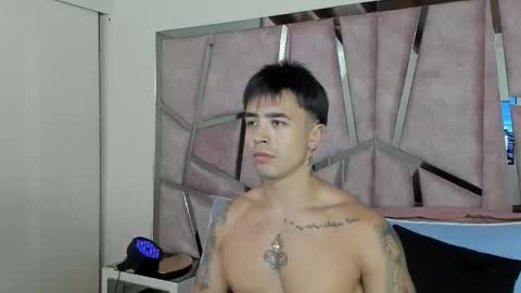 Snapshot of alixmartin1 chatting on 10/19/25, 09:59 alix online show from 10/19/25, 09:59