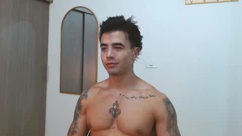 Snapshot of alixmartin1 chatting on 11/04/25, 01:16 alix online show from 11/04/25, 01:16