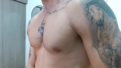 Snapshot of alixmartin1 chatting on 11/07/25, 06:24 alix online show from 11/07/25, 06:24