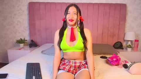 aliyah_rielle online show from 11/23/25, 07:13