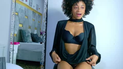 Snapshot of aliyahbrowns chatting on 05/07/26, 08:25 Aliyah... online show from 05/07/26, 08:25