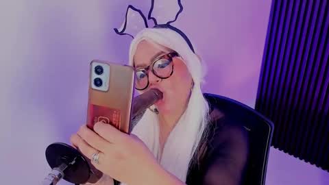 Snapshot of aliyahsstone chatting on 11/14/25, 02:38 Aliyahs stone online show from 11/14/25, 02:38