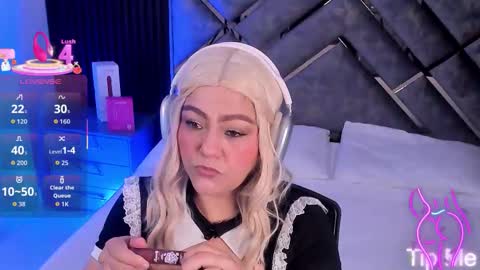 Snapshot of aliyahsstone chatting on 12/18/25, 12:00 Aliyahs stone online show from 12/18/25, 12:00