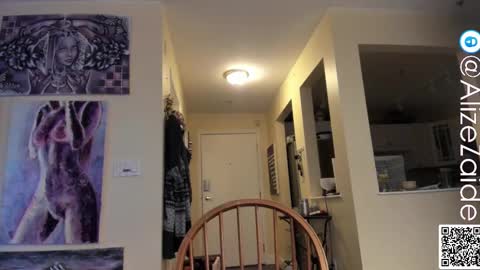 Alize Zaide online show from 10/09/25, 09:02