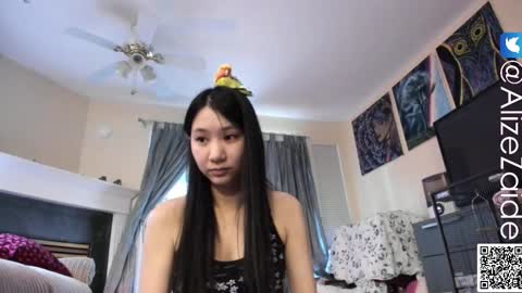 Snapshot of alizezaide chatting on 10/31/25, 07:48 Alize Zaide online show from 10/31/25, 07:48